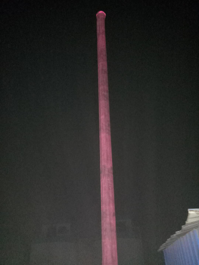 對泄漏濾袋進(jìn)行拆除